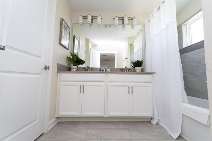 Image No.28-4 Bed Townhouse for sale