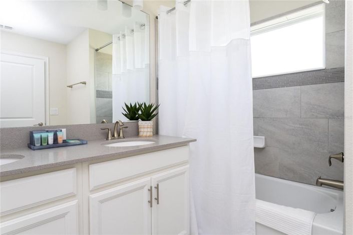 Image No.29-4 Bed Townhouse for sale