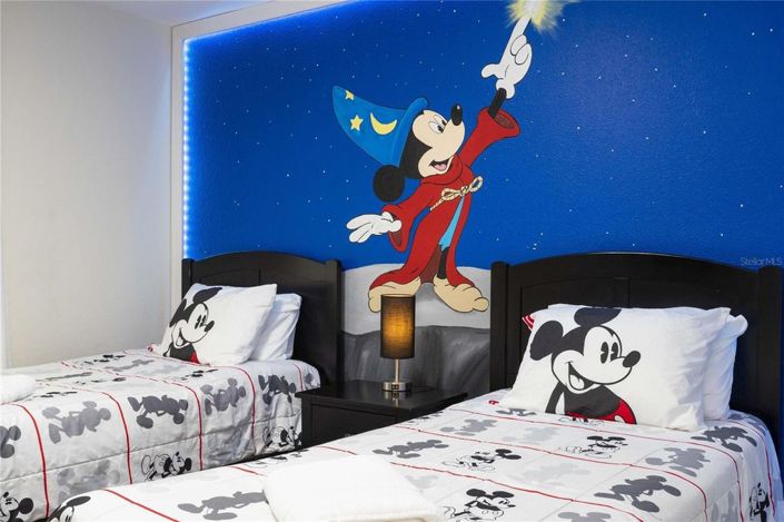 Image No.37-4 Bed Townhouse for sale