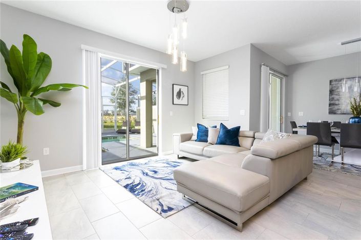 Image No.8-4 Bed Townhouse for sale