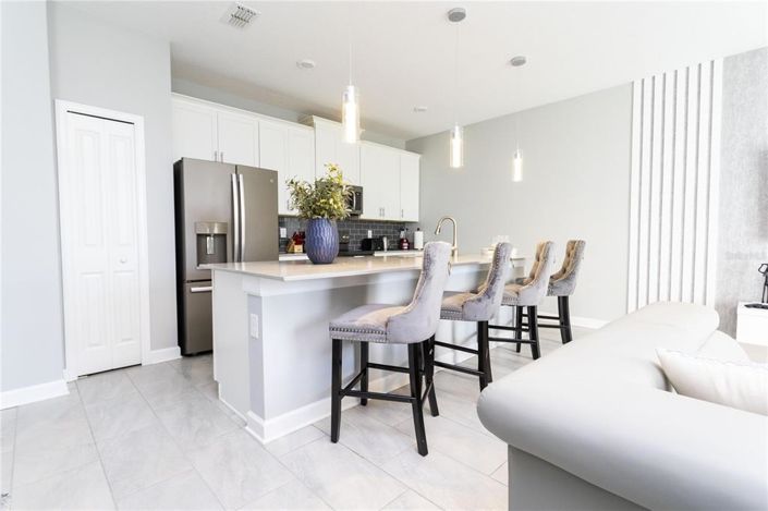 Image No.9-4 Bed Townhouse for sale