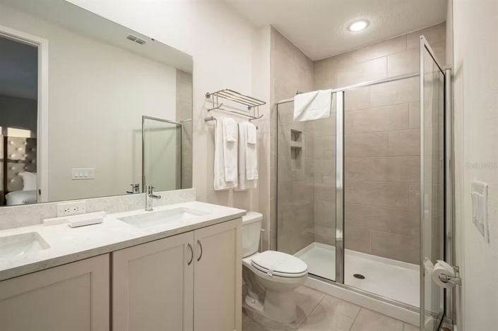 Image No.15-3 Bed Townhouse for sale