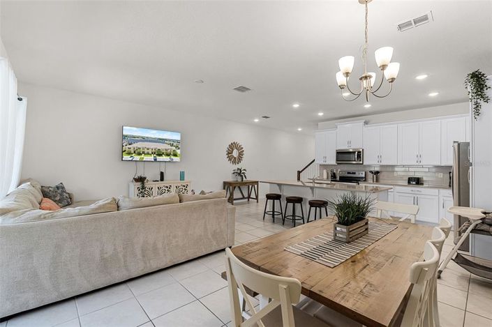 Image No.10-5 Bed Townhouse for sale