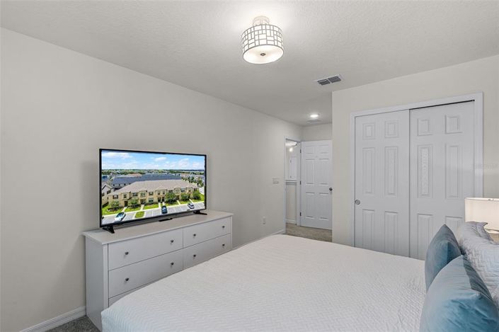 Image No.23-5 Bed Townhouse for sale