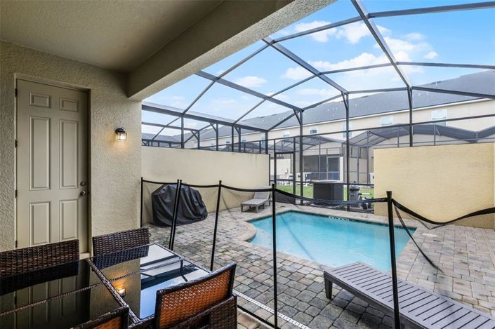 Image No.33-5 Bed Townhouse for sale