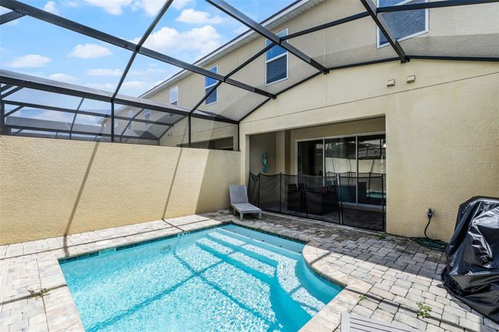 Image No.35-5 Bed Townhouse for sale