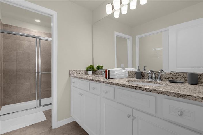 Image No.13-5 Bed Townhouse for sale