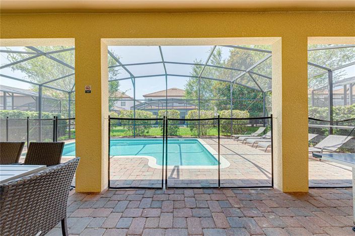 Image No.29-6 Bed Property for sale