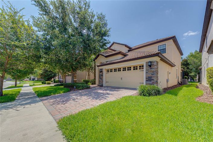 Image No.3-6 Bed House for sale