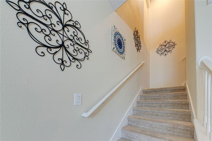 Image No.38-6 Bed House for sale