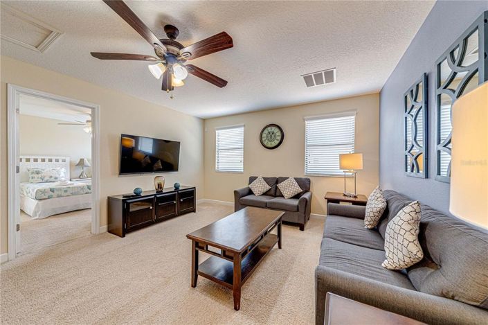 Image No.40-6 Bed House for sale