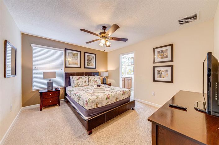 Image No.45-6 Bed House for sale