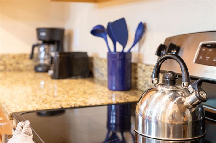 Image No.57-6 Bed House for sale