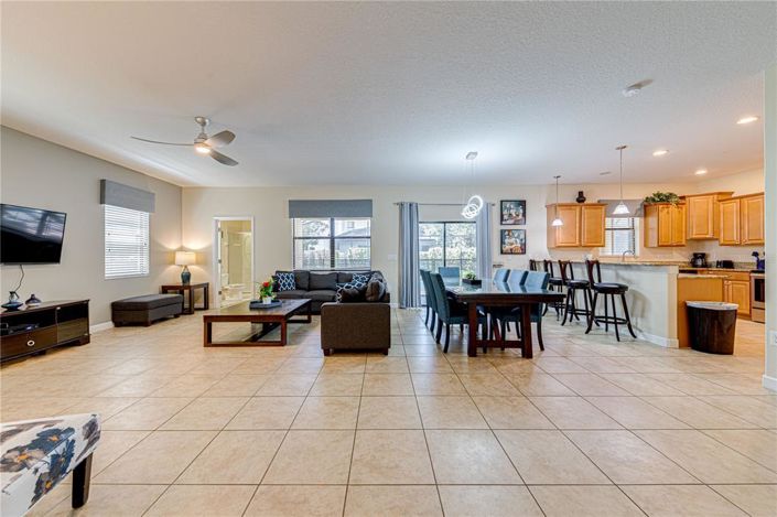 Image No.7-6 Bed House for sale