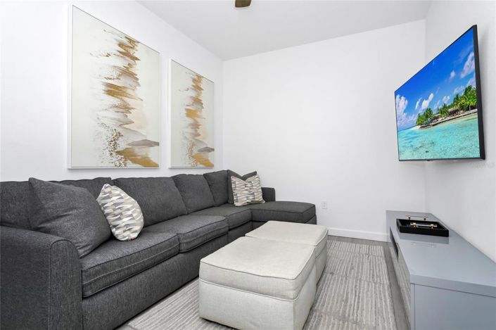 Image No.20-4 Bed Townhouse for sale