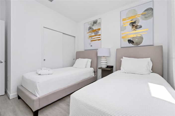 Image No.29-4 Bed Townhouse for sale