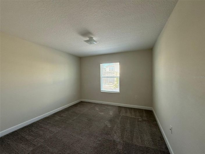 Image No.10-4 Bed Townhouse for sale