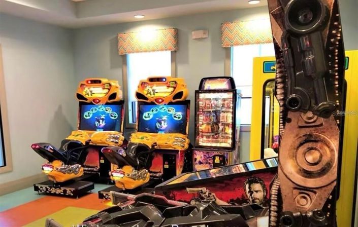 Image No.15-4 Bed Townhouse for sale