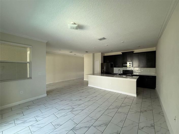 Image No.7-4 Bed Townhouse for sale