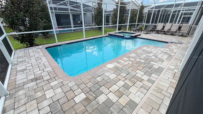 Image No.25-7 Bed House for sale