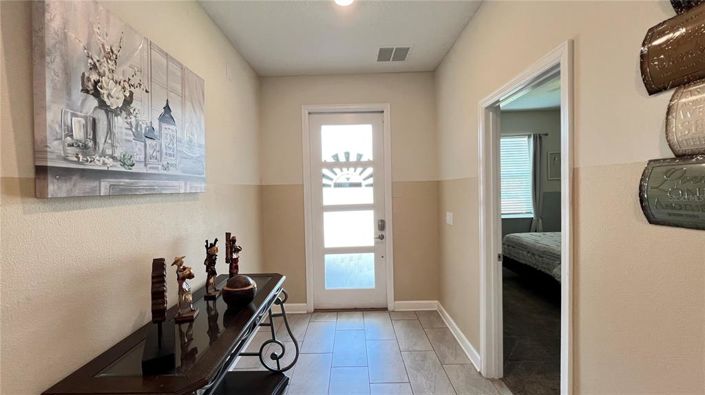 Image No.7-7 Bed House for sale