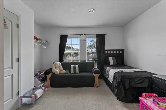 Image No.19-5 Bed House for sale