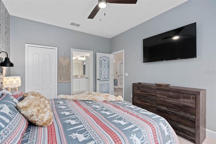 Image No.15-8 Bed House for sale