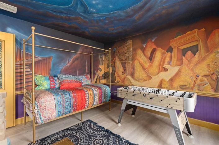 Image No.29-8 Bed House for sale