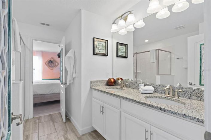 Image No.45-8 Bed House for sale