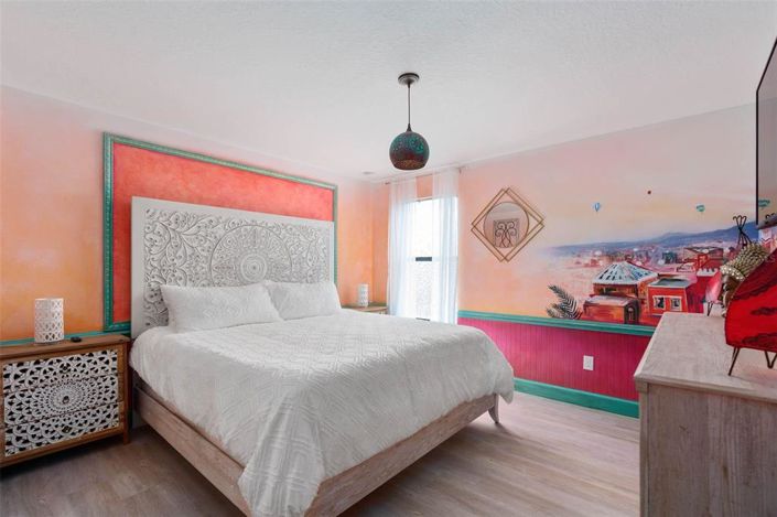 Image No.47-8 Bed House for sale