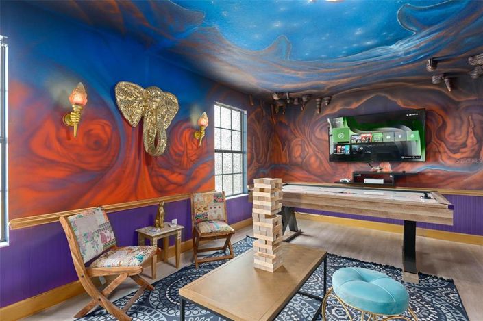 Image No.7-8 Bed House for sale