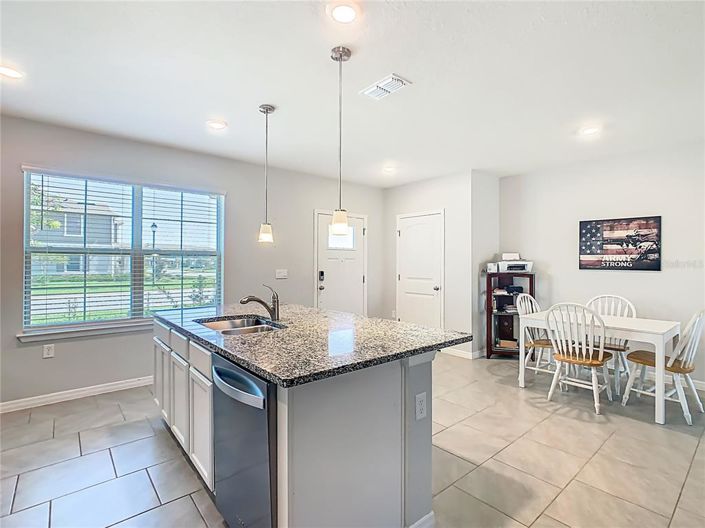 Image No.13-3 Bed Townhouse for sale