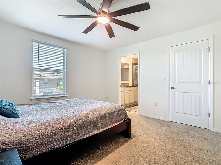 Image No.26-3 Bed Townhouse for sale