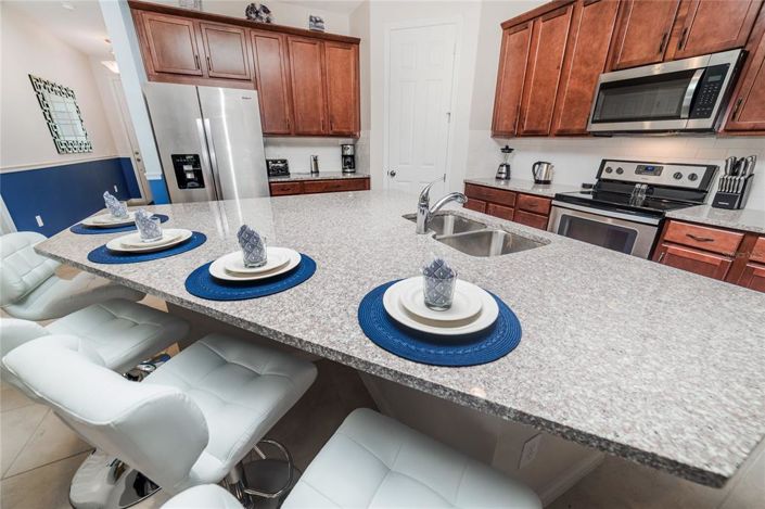 Image No.7-5 Bed House for sale