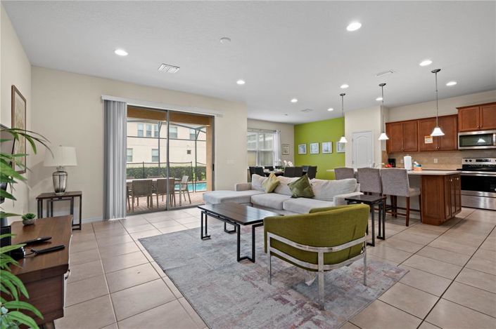 Image No.3-Maison de 5 chambres à vendre à Saint John