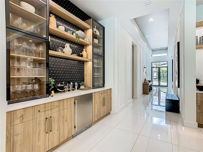 Image No.20-9 Bed House for sale