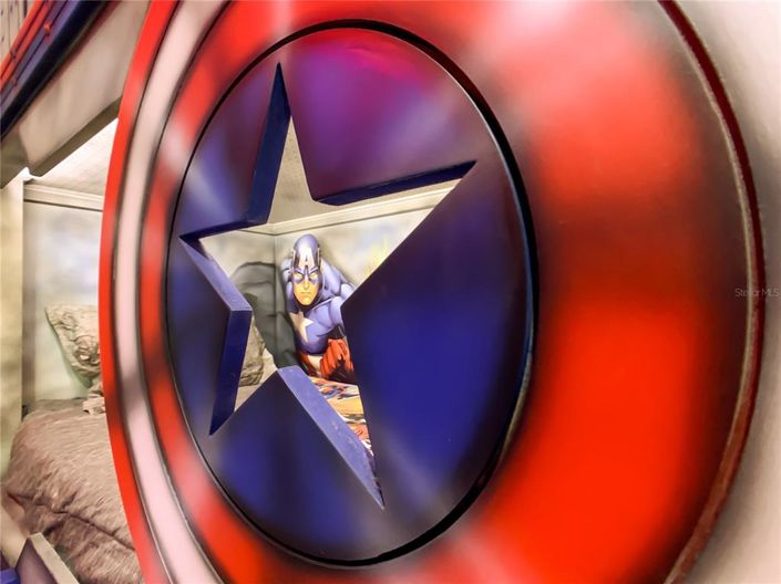 Image No.7-9 Bed House for sale