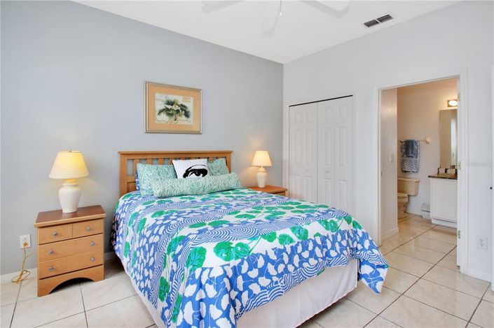 Image No.11-4 Bed Townhouse for sale