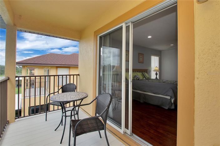 Image No.20-4 Bed Townhouse for sale