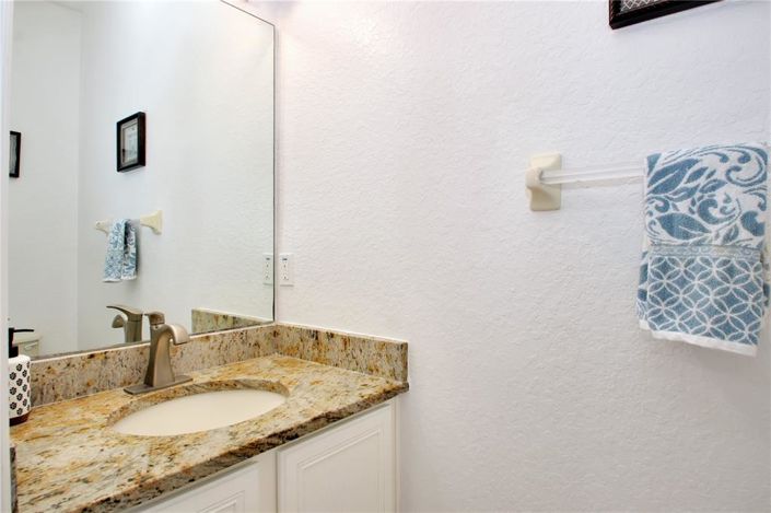 Image No.24-4 Bed Townhouse for sale