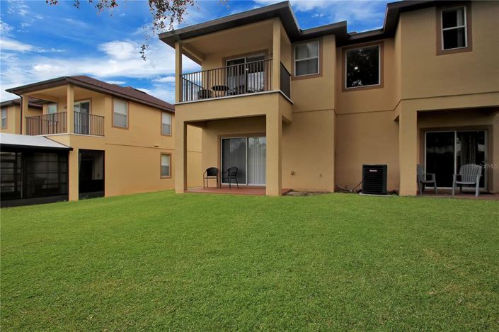 Image No.26-4 Bed Townhouse for sale