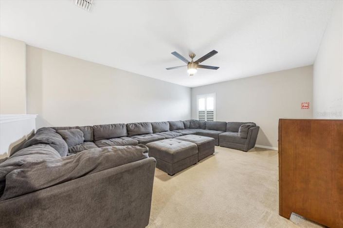 Image No.37-6 Bed Property for sale