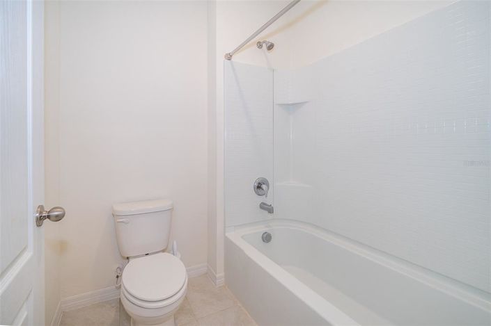 Image No.34-5 Bed Property for sale