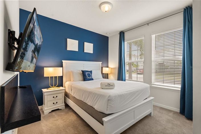 Image No.18-8 Bed House for sale