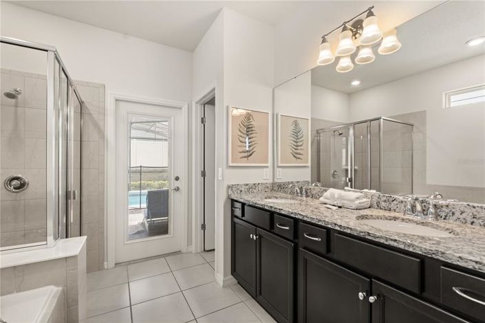 Image No.23-8 Bed Property for sale