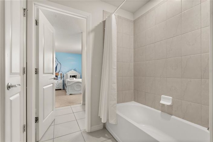 Image No.37-8 Bed House for sale