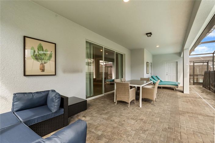 Image No.50-8 Bed House for sale