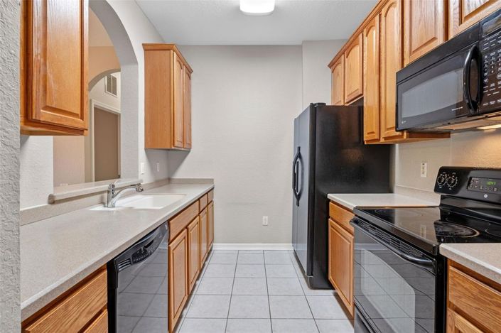 Image No.10-3 Bed Townhouse for sale