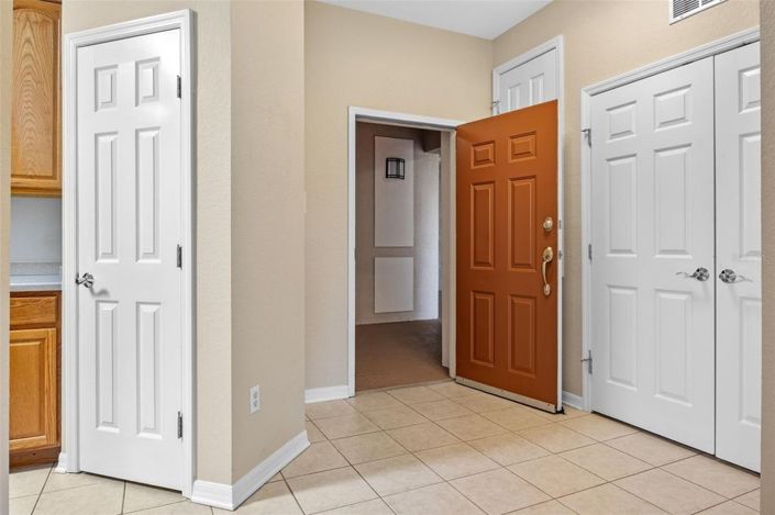 Image No.26-3 Bed Townhouse for sale