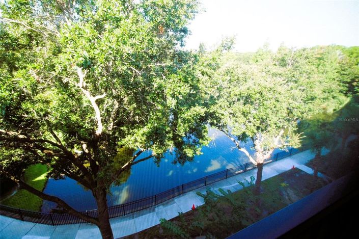 Image No.6-3 Bed Townhouse for sale